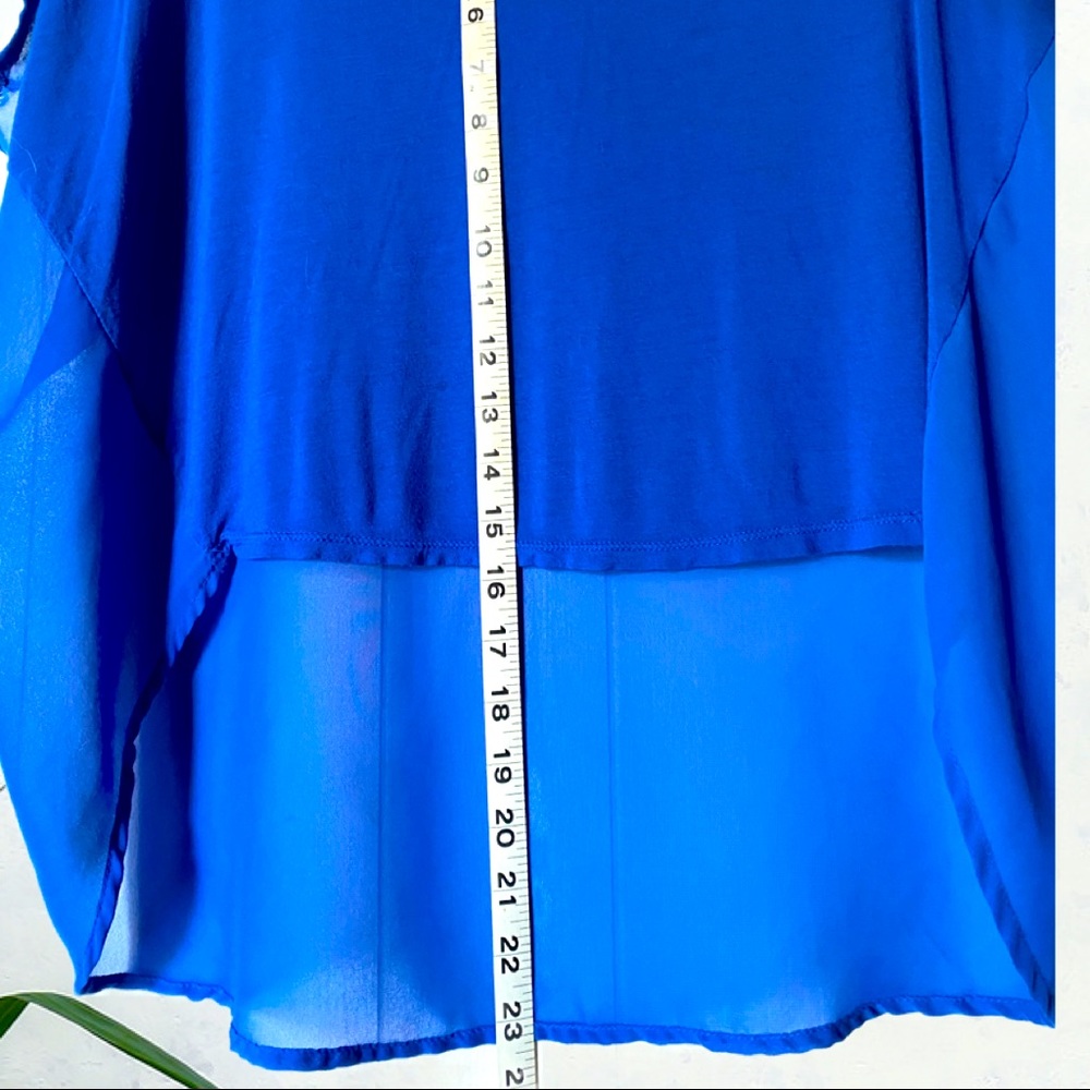 Ambiance | Asymmetrical Sheer Back Short Sleeve Top. Great Condition. - Picture 4 of 8